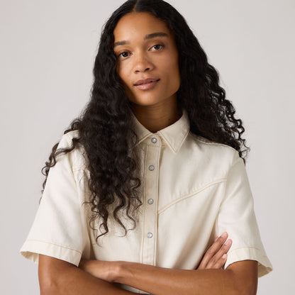 LEVI'S® WOMEN'S LOGAN SHORT-SLEEVE DENIM SHIRT - WHITE