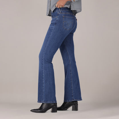 LEVI'S® WOMEN'S CURVY FLARE  - MED INDIGO - WORN IN