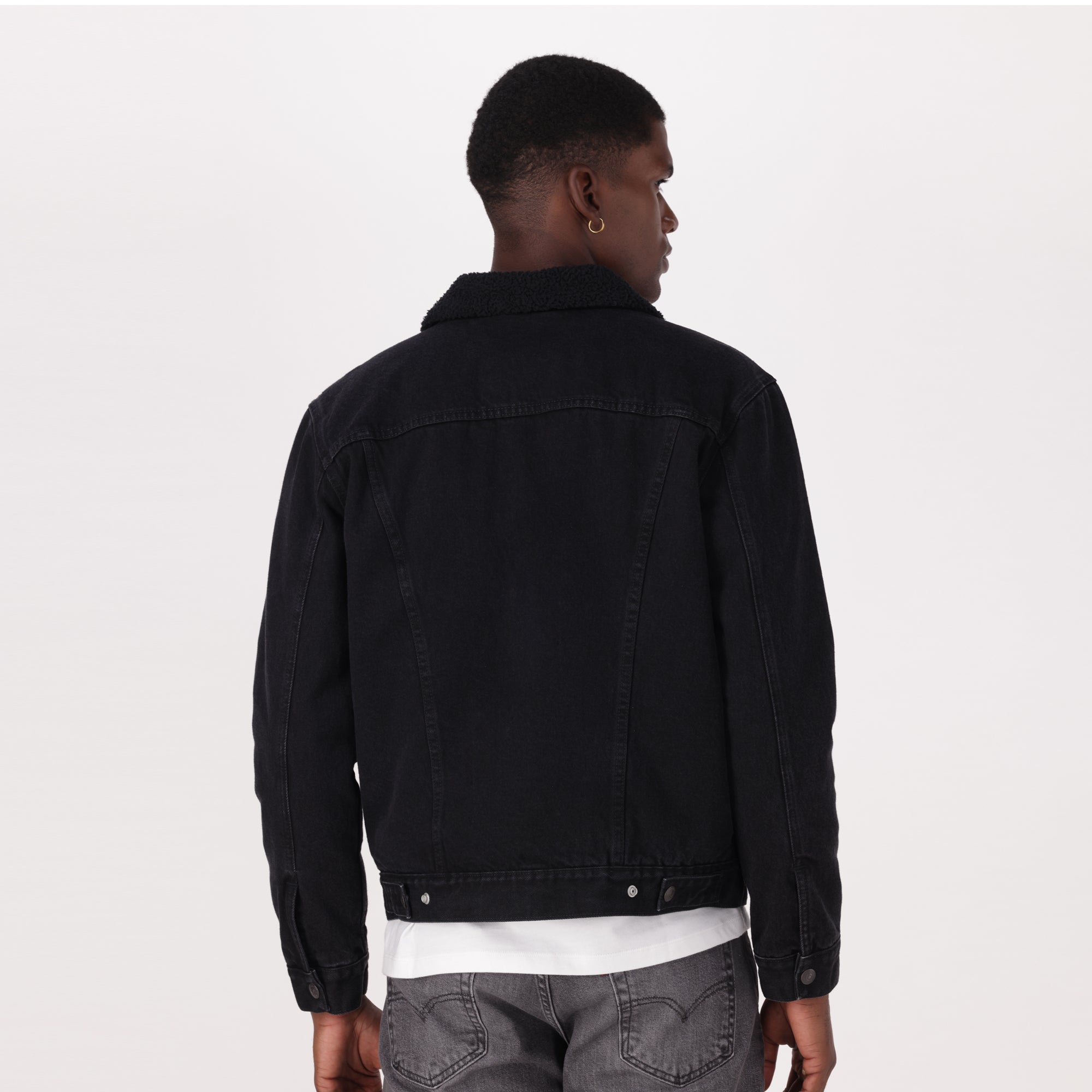 LEVI'S® MEN'S TYPE III SHERPA TRUCKER JACKET - MED INDIGO - FLAT FINIS