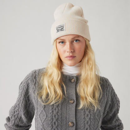 LEVI'S® WOMEN'S BACKPATCH BEANIE - NEUTRAL