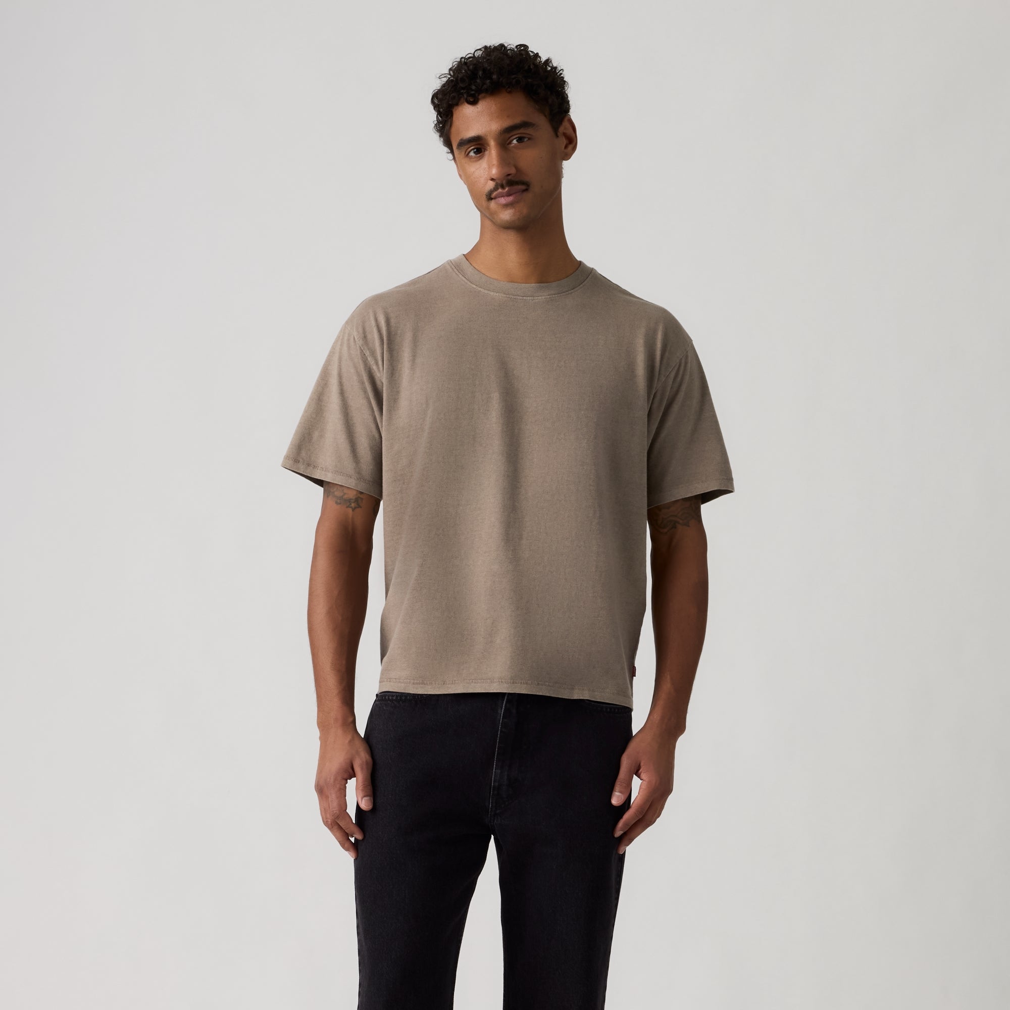LEVI'S® MEN'S BOXY SHORT-SLEEVE TEE - MULTI COLOUR