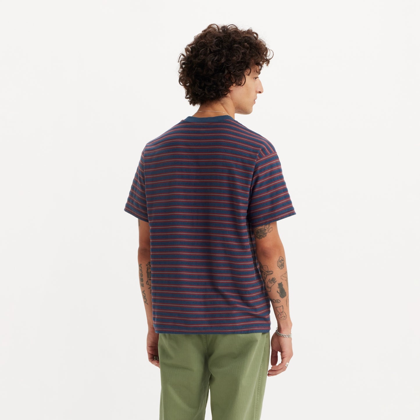 LEVI'S® MEN'S RED TAB VINTAGE T-SHIRT - MULTI-COLOR