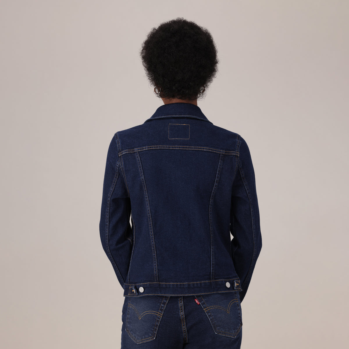 LEVI’S® WOMEN'S ORIGINAL TRUCKER JACKET - DARK INDIGO - FLAT FINISH