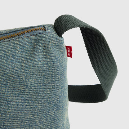 LEVI'S® WOMEN'S ALI SMALL SHOULDER BAG - BLUE