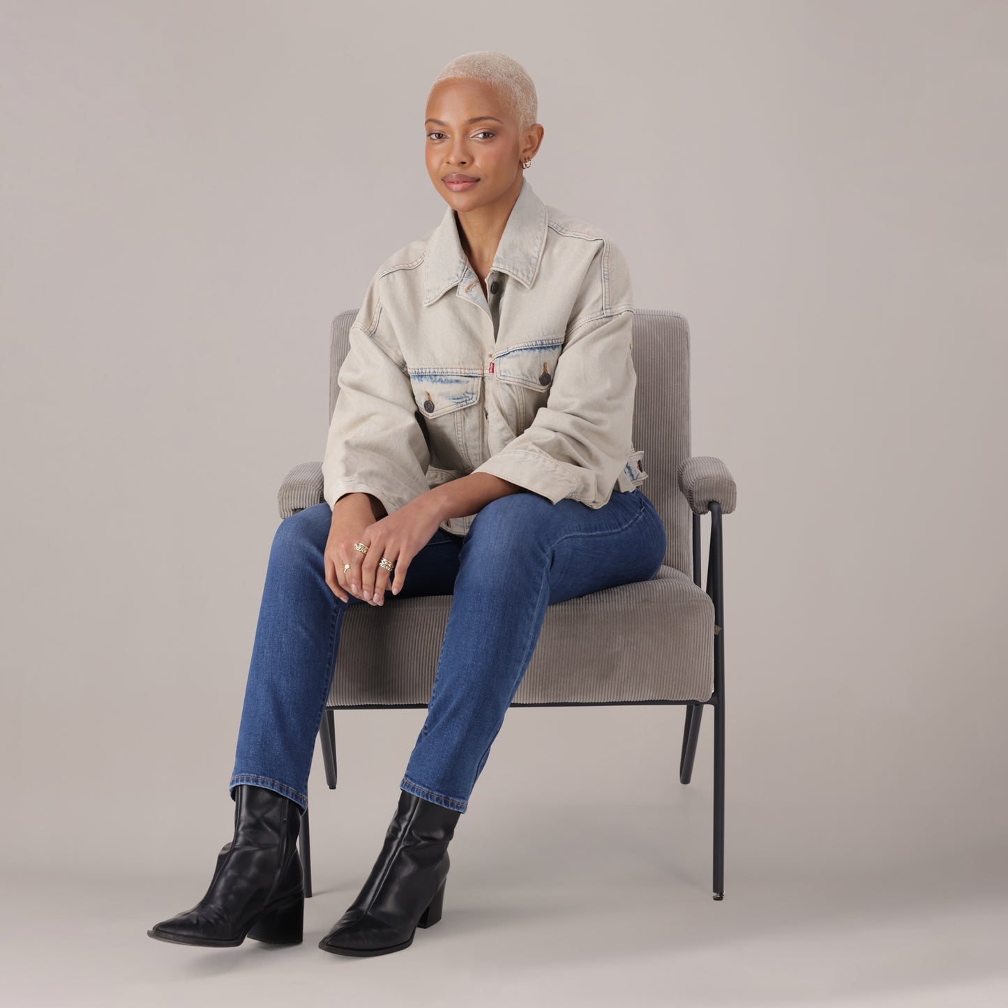 LEVI'S® WOMEN'S CURVY STRAIGHT  - MED INDIGO - WORN IN