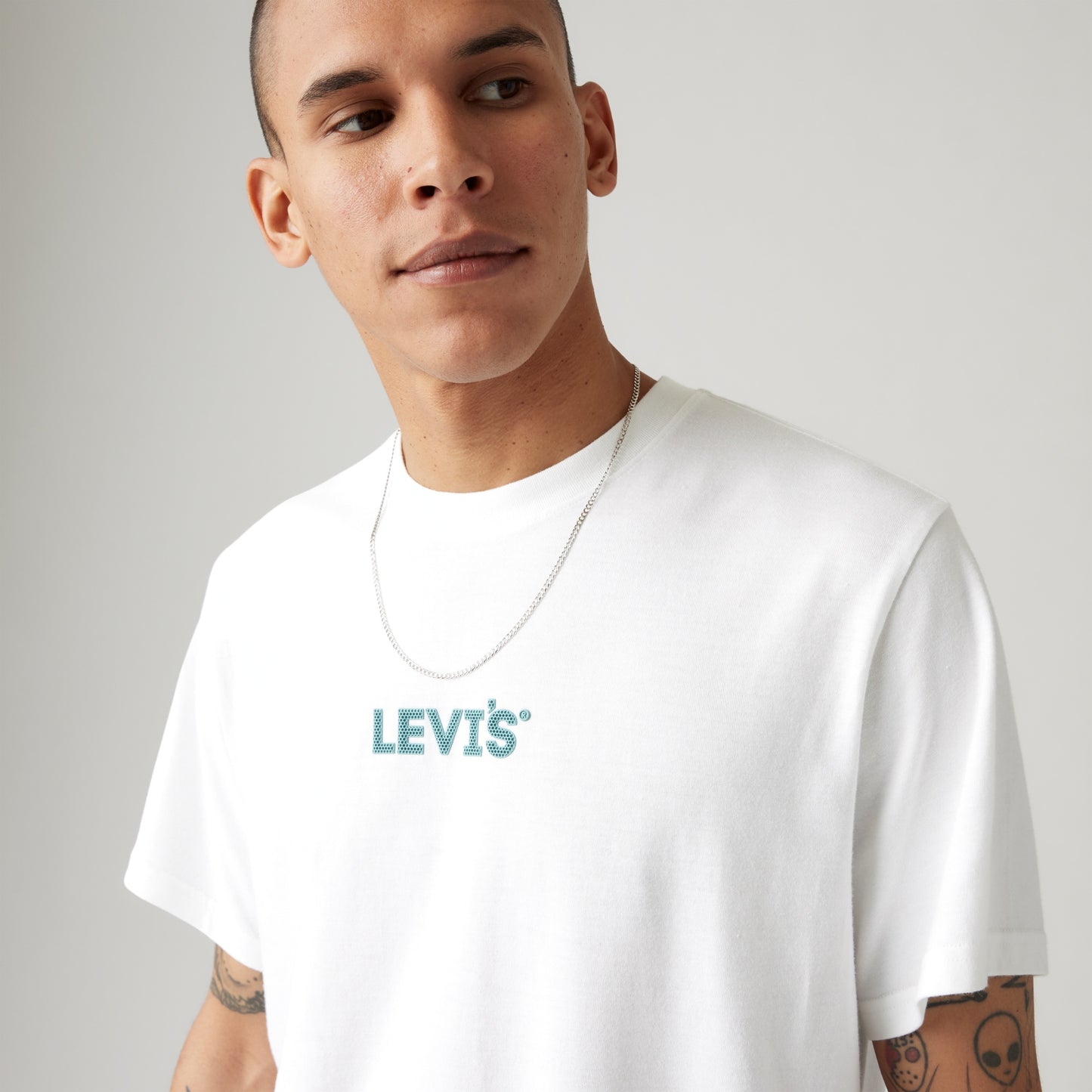 LEVI'S® MEN'S RELAXED FIT SHORT-SLEEVE GRAPHIC T-SHIRT - WHITE