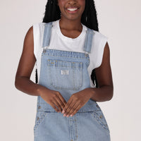 LEVI'S® WOMEN'S XL OVERALLS - LIGHT INDIGO - WORN IN