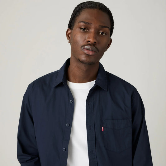 LEVI'S® MEN'S CLASSIC POCKET STANDARD FIT SHIRT - BLUE