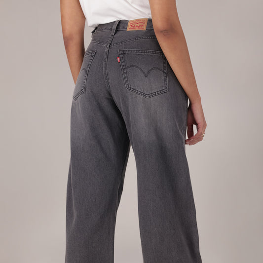 LEVI'S® WOMEN'S CINCH BARREL JEANS - BLACK