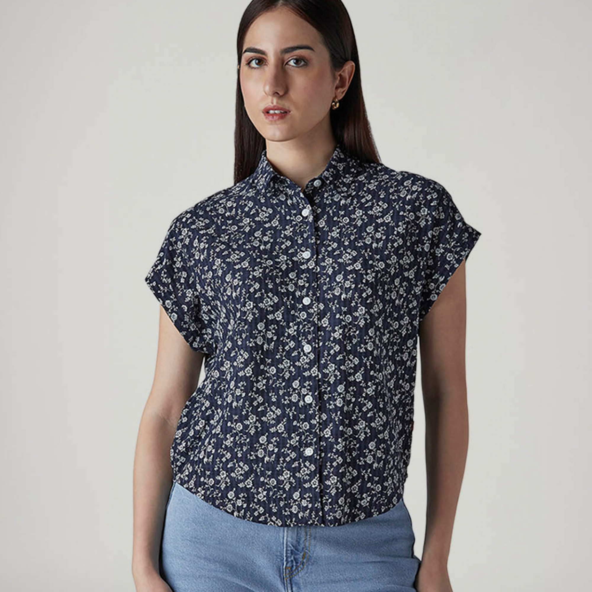 LEVI'S® WOMEN'S FLORAL REGULAR FIT EASY SHIRT  - NAVY