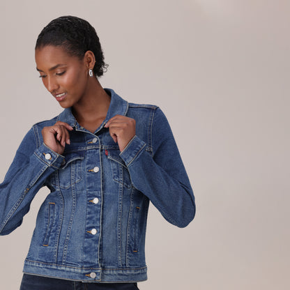 LEVI’S® WOMEN'S ORIGINAL TRUCKER JACKET - MED INDIGO - WORN IN