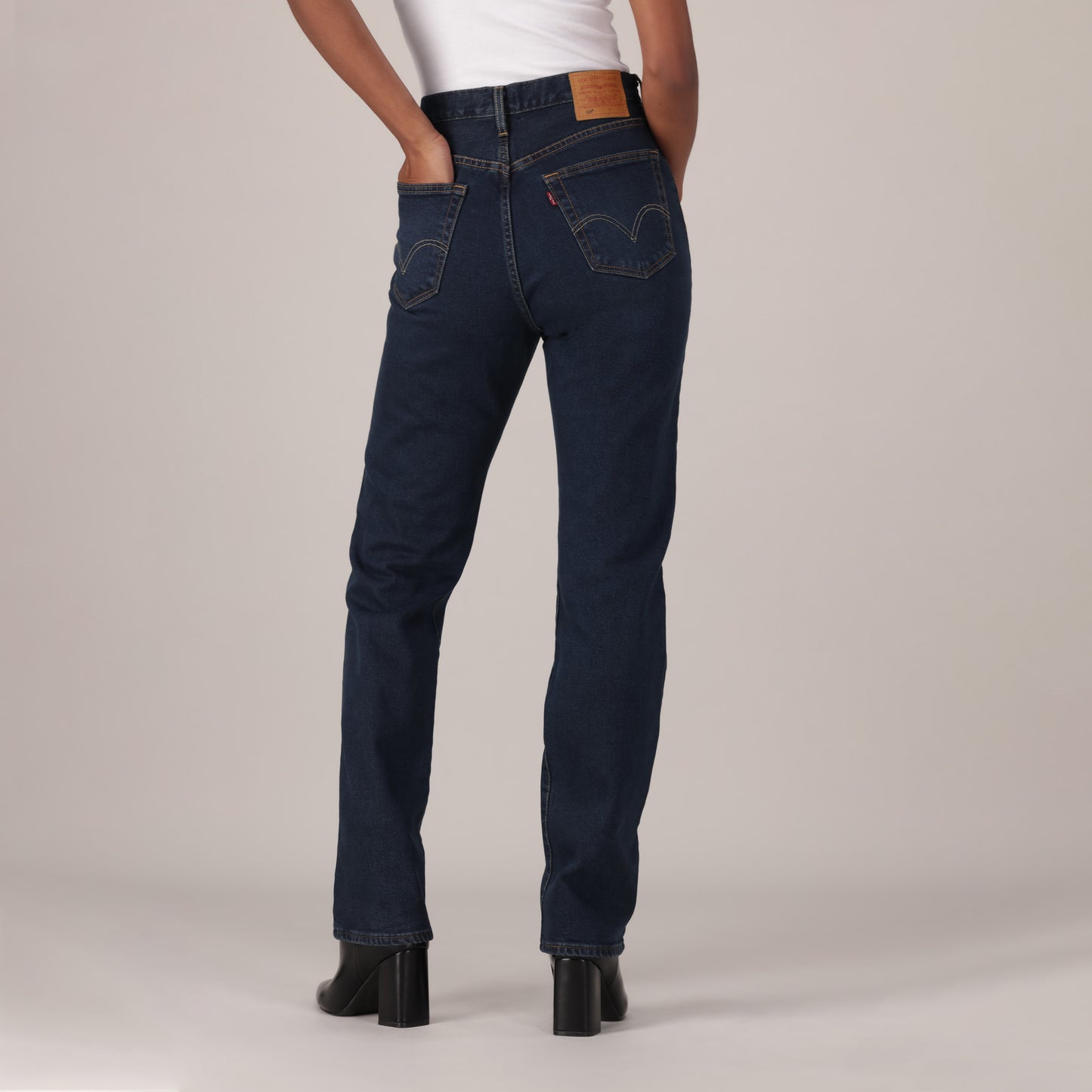 LEVI'S® WOMEN'S 501® ORIGINAL JEANS - DARK INDIGO - WORN IN