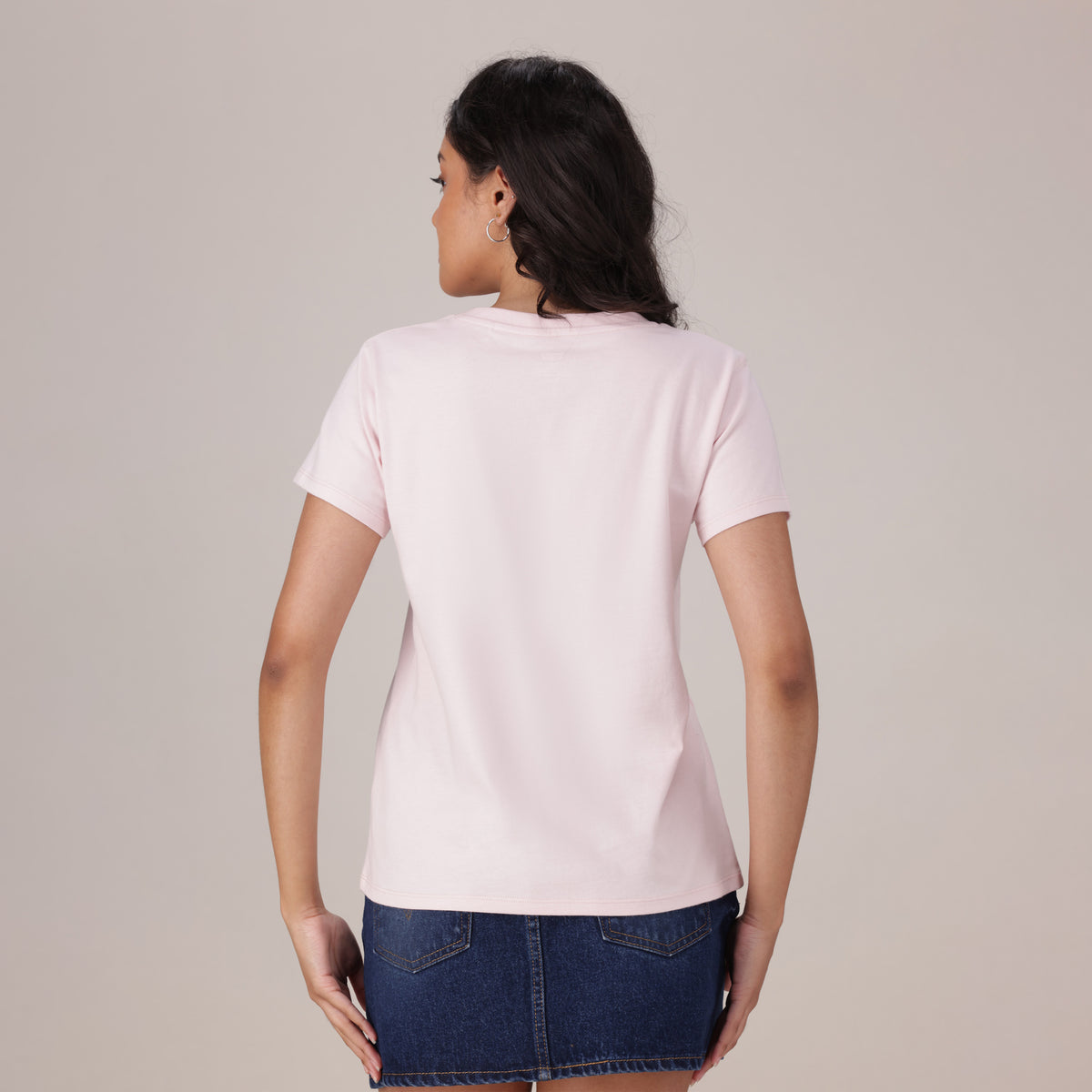 LEVI'S® WOMEN'S PERFECT V-NECK T-SHIRT - PINK