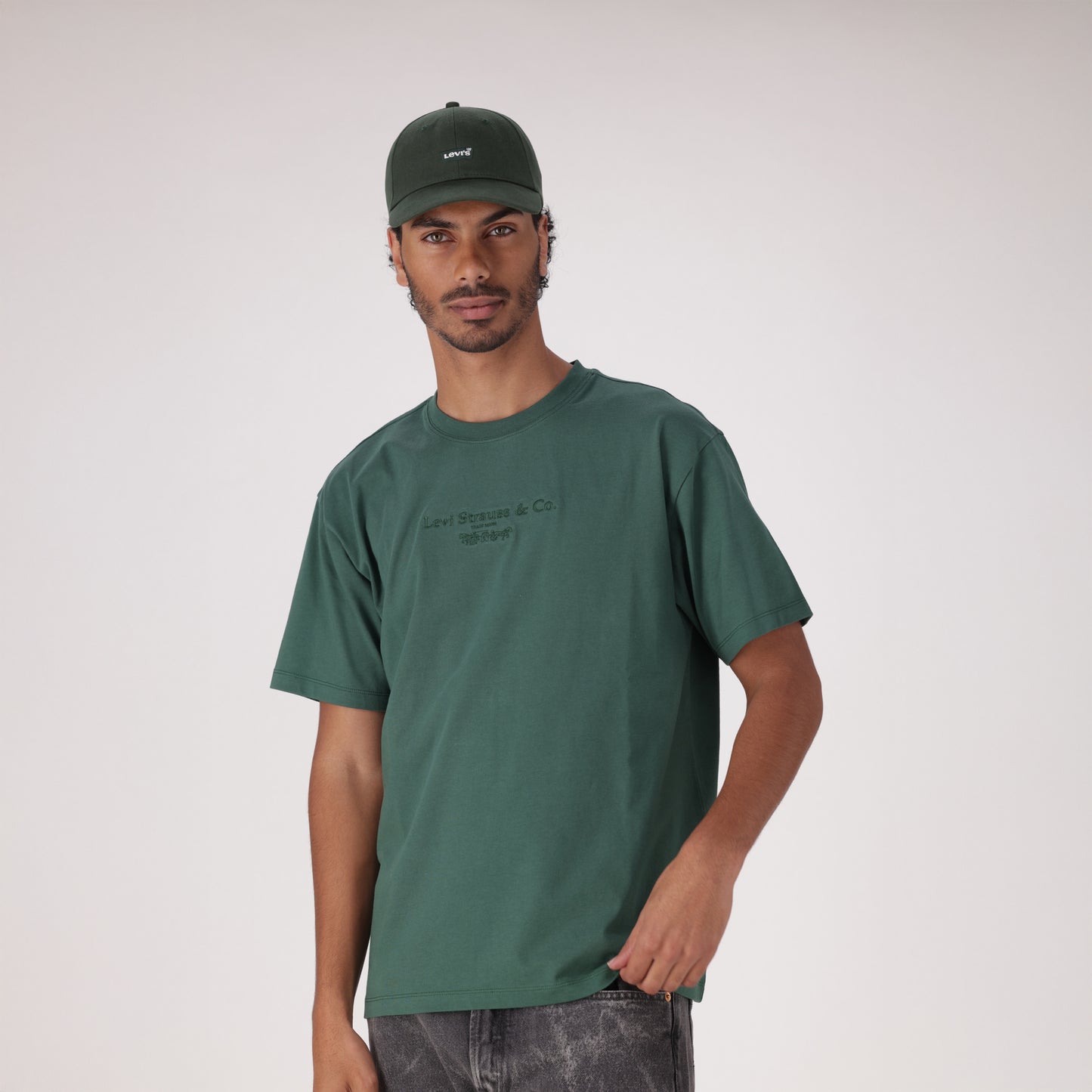 LEVI'S® MEN'S GRAPHIC VINTAGE FIT T-SHIRT - MULTI COLOUR