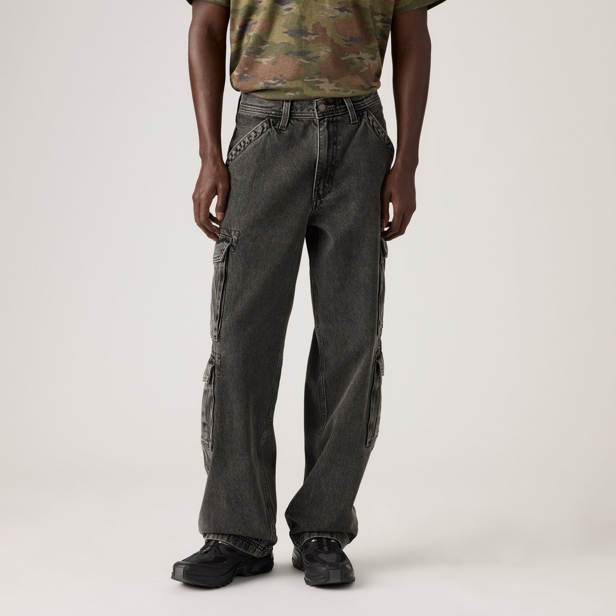 LEVI'S® MEN'S 578™ BAGGY CARGOS - BLACK