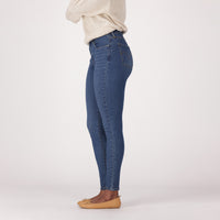 LEVI'S® WOMEN'S CURVY HIGH-RISE SUPER SKINNY  - DARK INDIGO - WORN IN