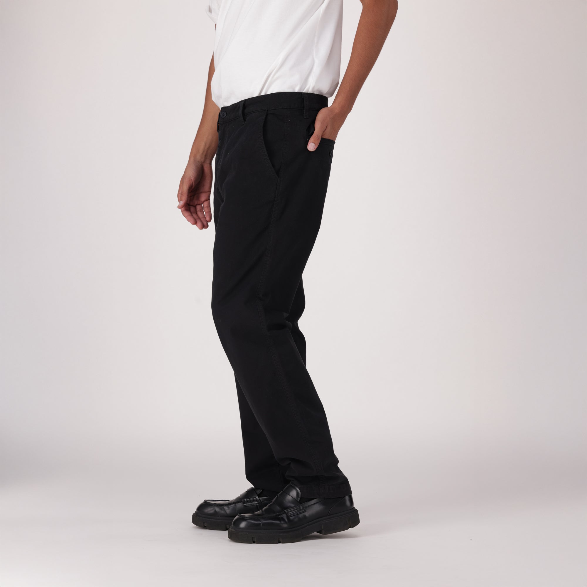 LEVI'S® MEN'S XX CHINO AUTHENTIC RELAXED - BLACK