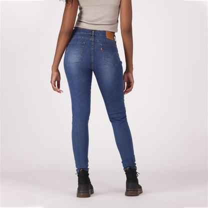 LEVI'S® WOMEN'S CURVY HIGH-RISE SUPER SKINNY  - MED INDIGO - WORN IN