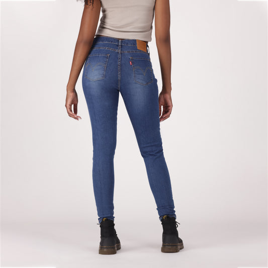 LEVI'S® WOMEN'S CURVY HIGH-RISE SUPER SKINNY  - MED INDIGO - WORN IN