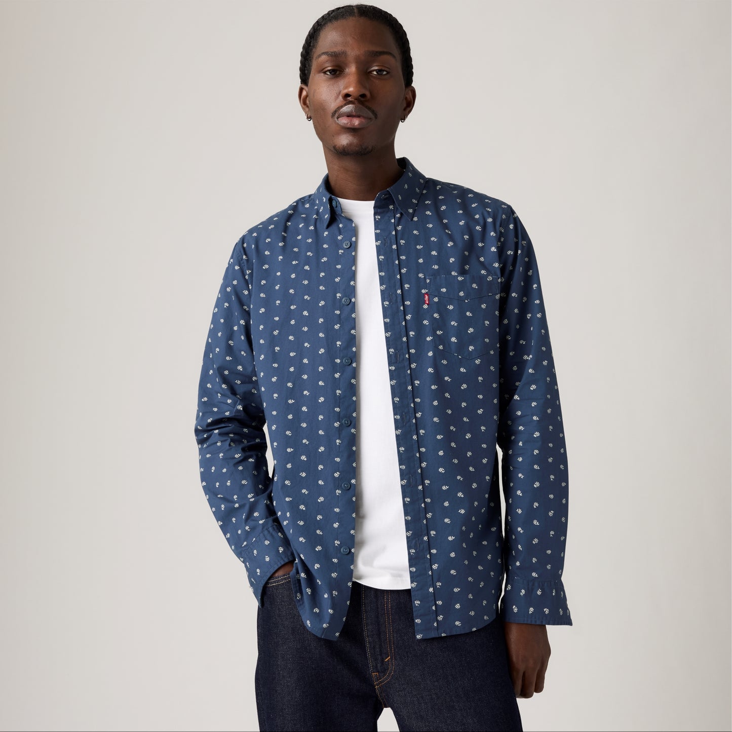 LEVI'S® MEN'S CLASSIC POCKET STANDARD FIT SHIRT - MULTI COLOUR