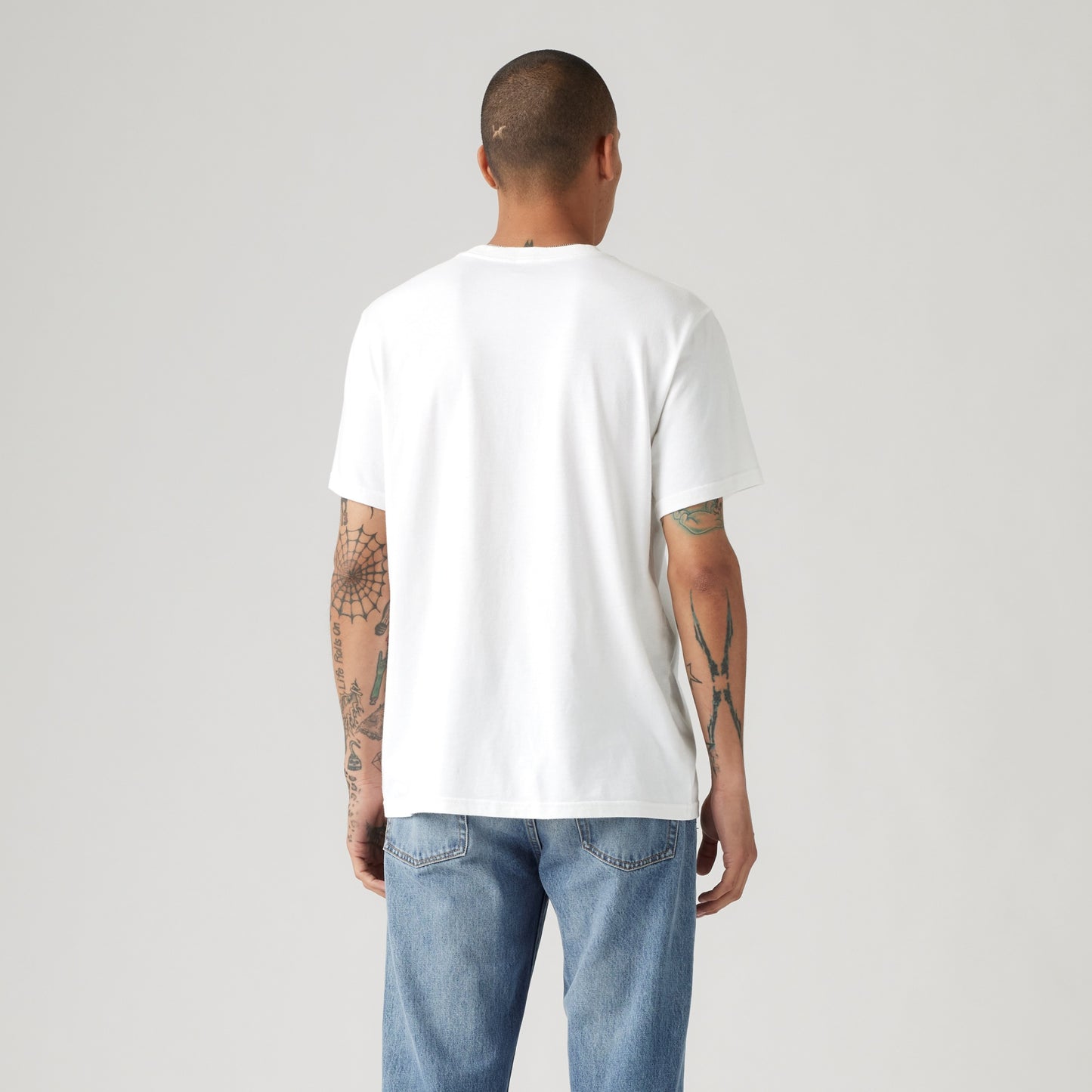LEVI'S® MEN'S RELAXED FIT SHORT-SLEEVE GRAPHIC T-SHIRT - WHITE