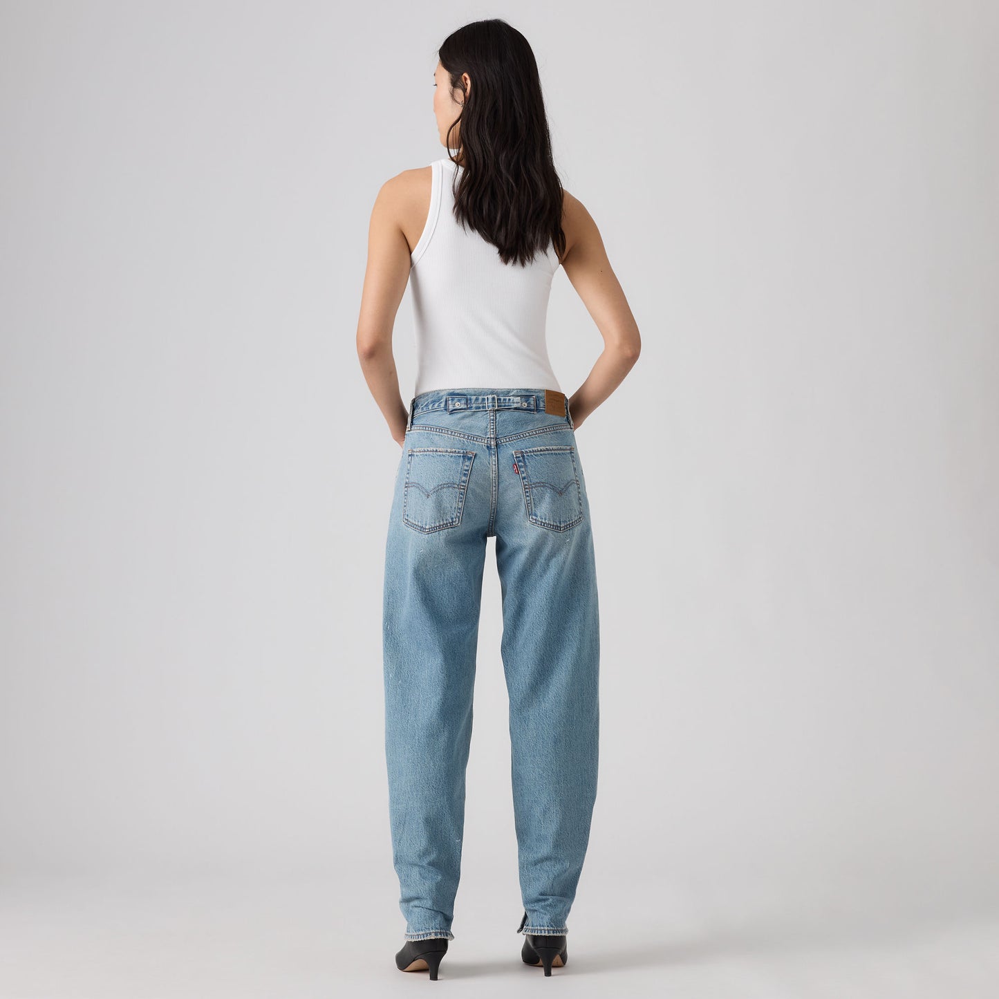 LEVI'S® WOMEN'S LOOSE TAPER JEANS - MED INDIGO - WORN IN