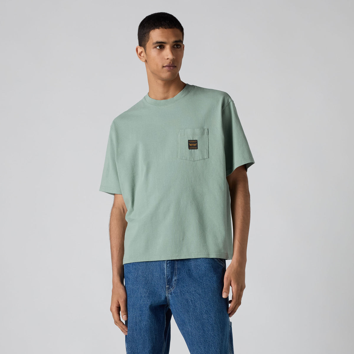 LEVI'S® MEN'S SHORT-SLEEVE WORKWEAR POCKET T-SHIRT - GREEN
