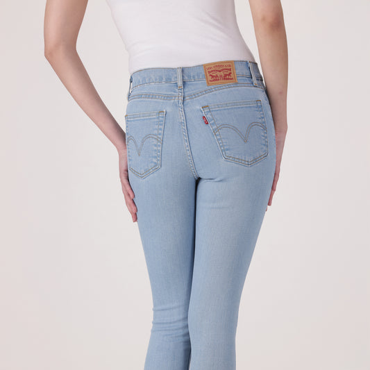 LEVI'S® WOMEN'S 720 HIGH-RISE SUPER SKINNY JEANS - MED INDIGO - WORN IN