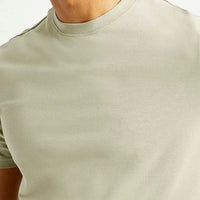 LEVI'S® MEN'S SOLID FIT T-SHIRT  - NEUTRAL