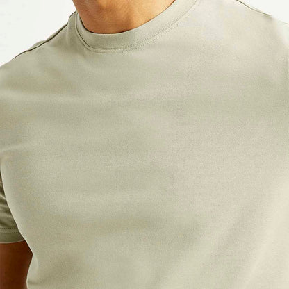 LEVI'S® MEN'S SOLID FIT T-SHIRT  - NEUTRAL