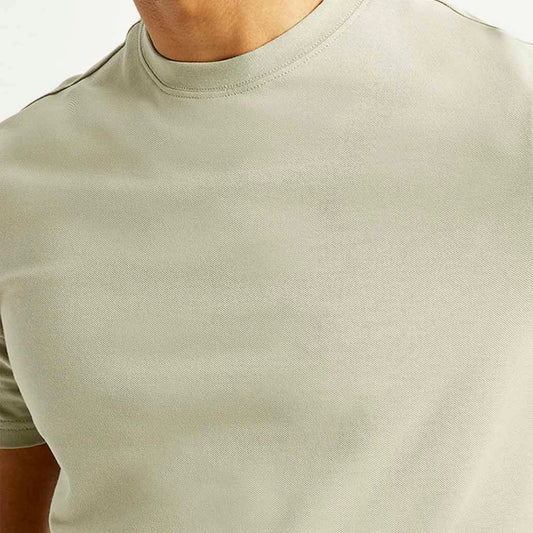 LEVI'S® MEN'S SOLID FIT T-SHIRT  - NEUTRAL