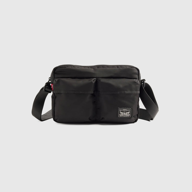 LEVI'S® MEN'S MISSION BAY CROSSBODY - BLACK