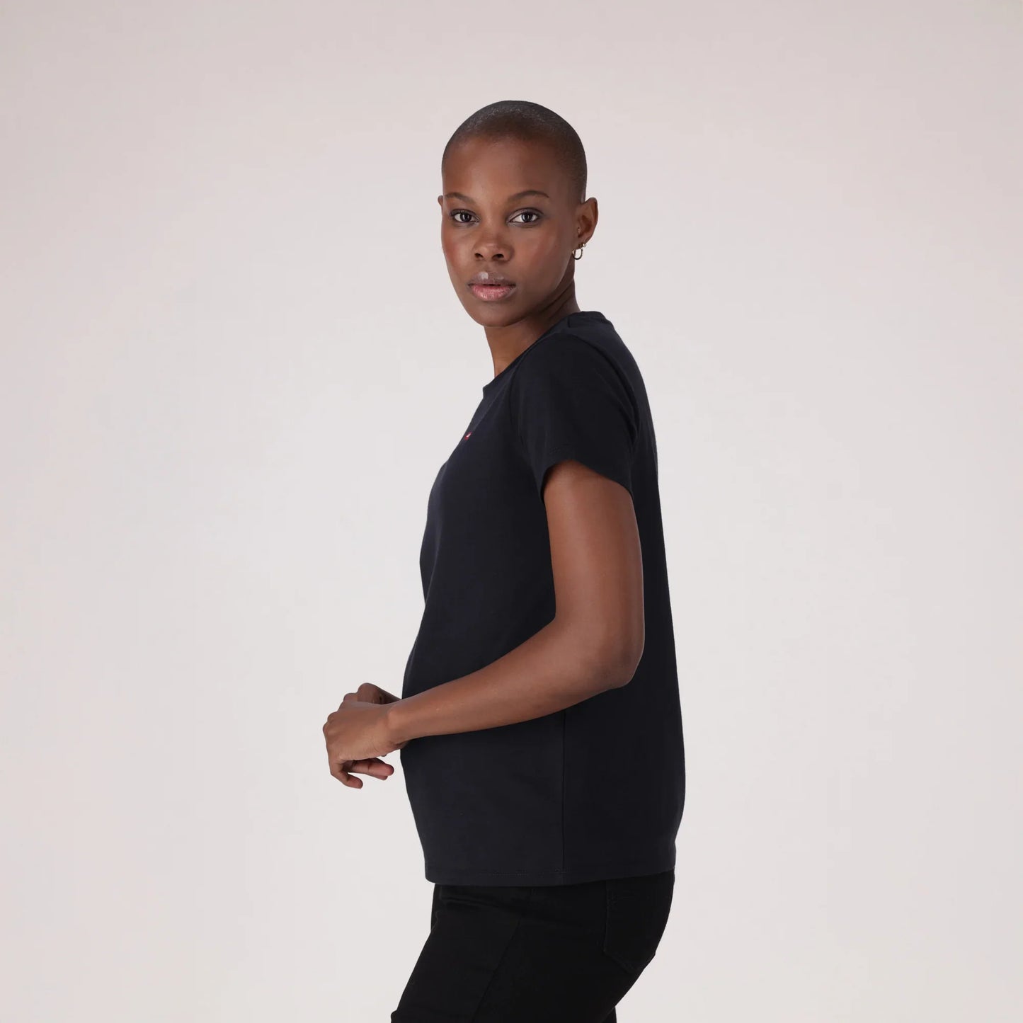LEVI’S® WOMEN’S PERFECT T-SHIRT - BLACK