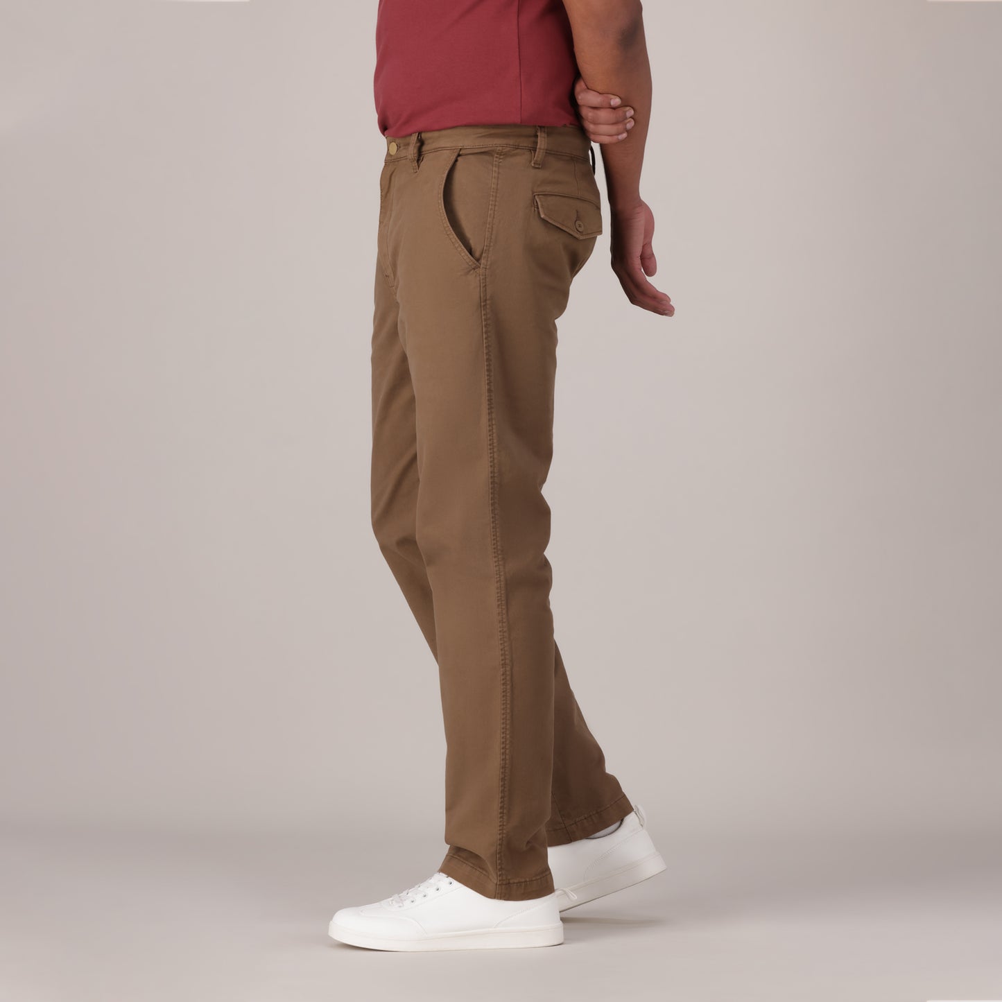 LEVI'S® MEN'S XX CHINO AUTHENTIC RELAXED CORDUROY - BROWN