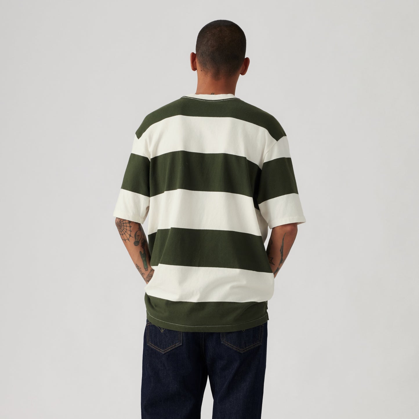 LEVI'S® MEN'S STEPPED HEM HALF-SLEEVE TEE - MULTI-COLOUR