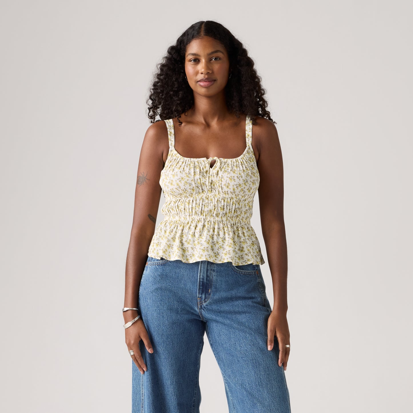 LEVI'S® WOMEN'S AMBREY BLOUSE - YELLOW