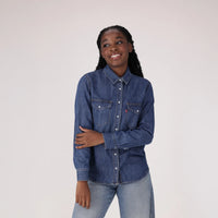 LEVI'S® WOMEN'S ICONIC WESTERN SHIRT - DARK INDIGO - FLAT FINISH
