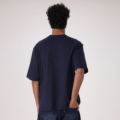 LEVI'S® MEN'S HALF-SLEEVE GRAPHIC POCKET T-SHIRT - MED INDIGO - WORN IN
