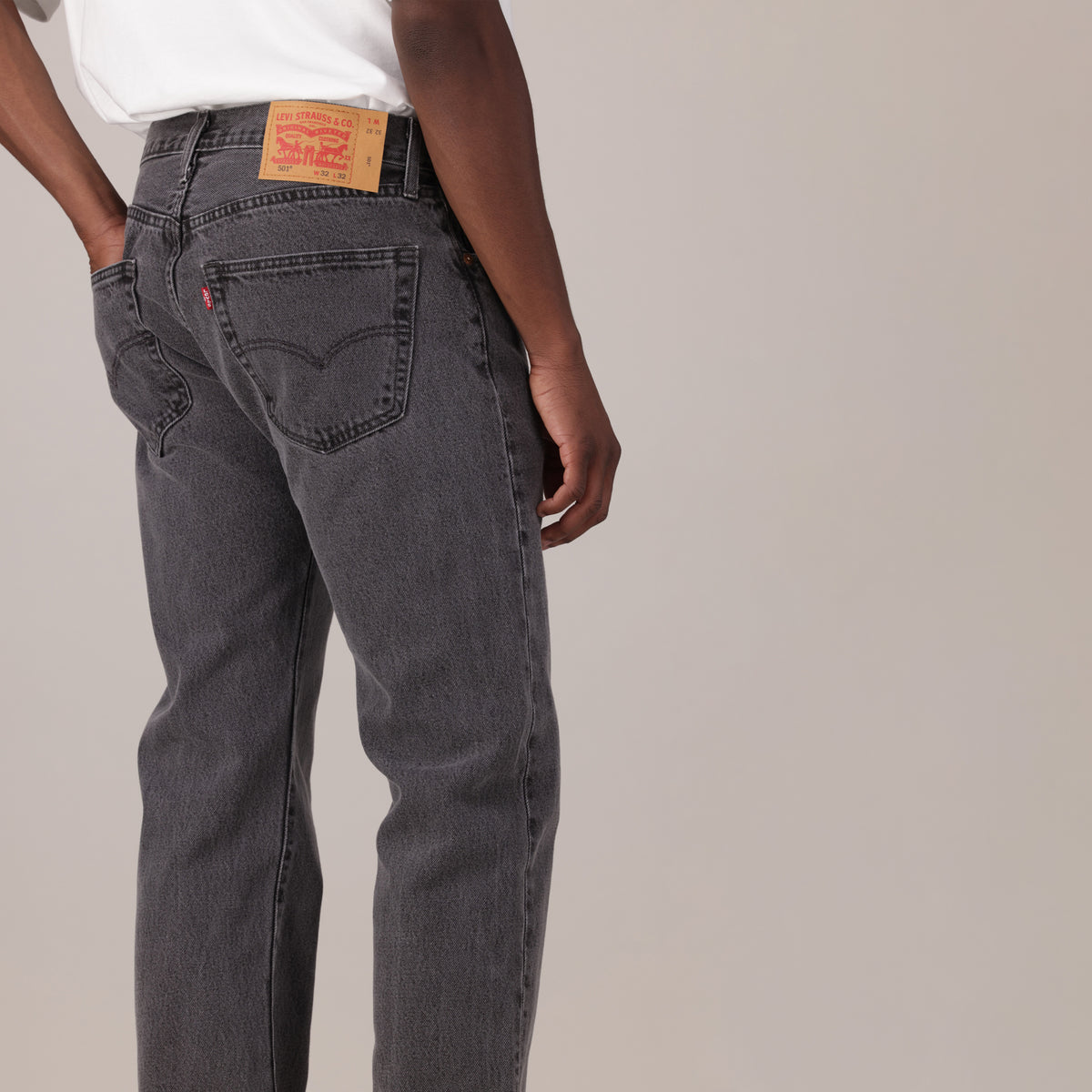 LEVI'S® MEN'S 501® ORIGINAL JEANS - GREY