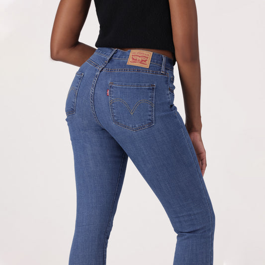 LEVI'S® WOMEN'S CURVY SKINNY  - MED INDIGO - FLAT FINISH