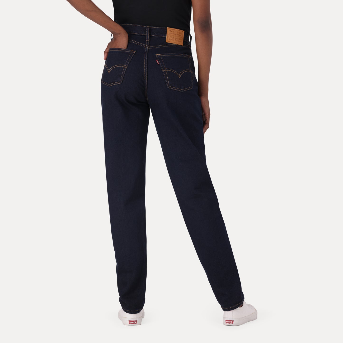 LEVI'S® WOMEN'S '80S MOM JEANS - DARK INDIGO - FLAT FINISH