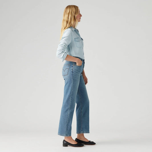 LEVI'S® WOMEN'S RIBCAGE STRAIGHT ANKLE JEANS - MED INDIGO - WORN IN